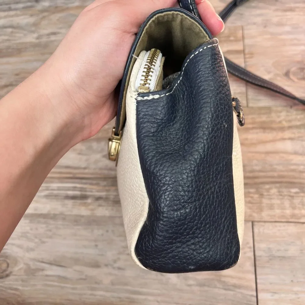 leather & co add touch